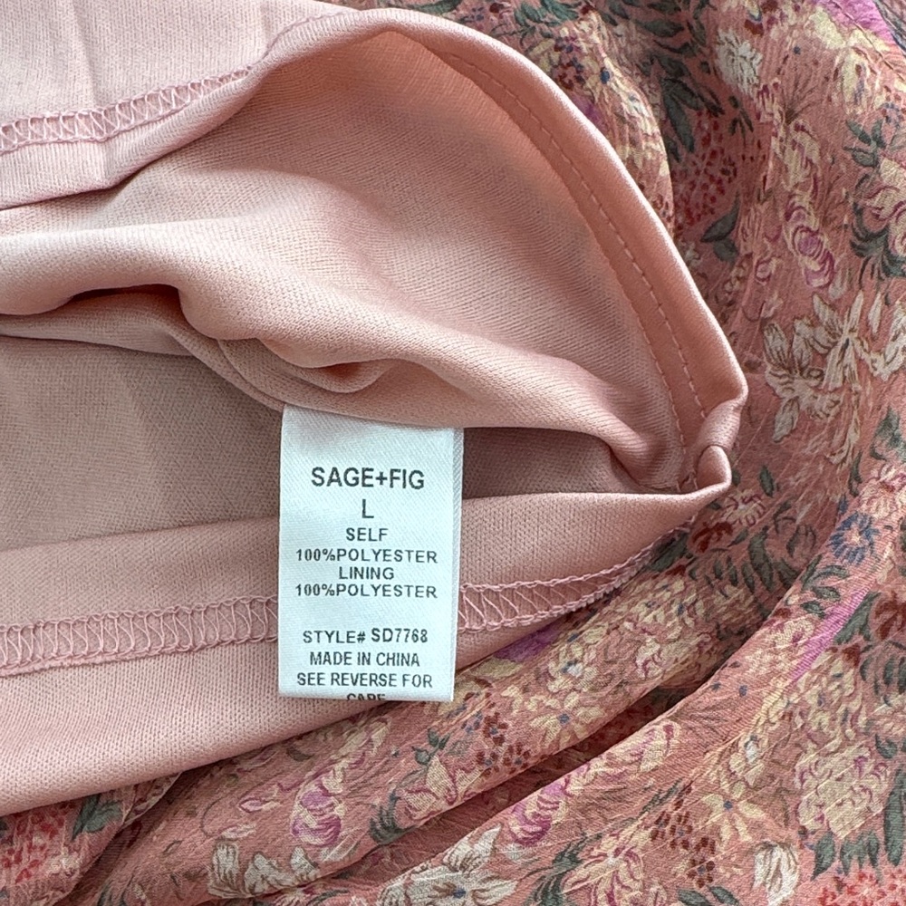 Sage + Fig Floral Long Sleeve Dress - Picture 9 of 9